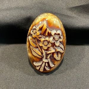 Vintage Large Oval Brown and Tan Lucite Carved Flower Ring 1960’s